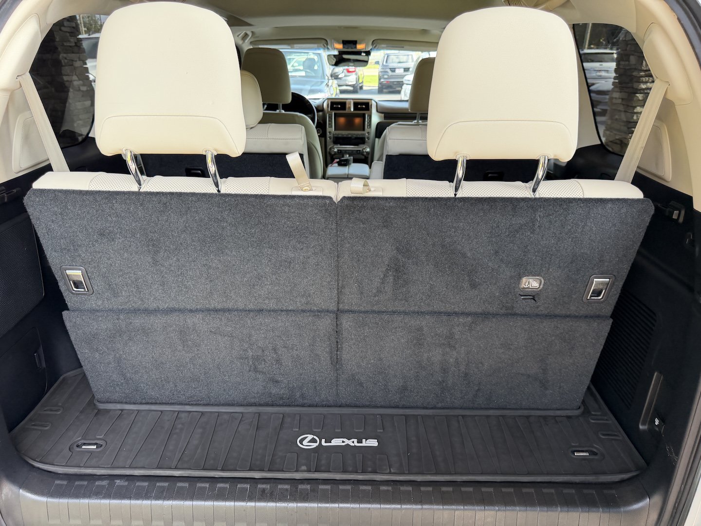 Used 2021 Lexus GX 460 Premium AWD/4WD image 35