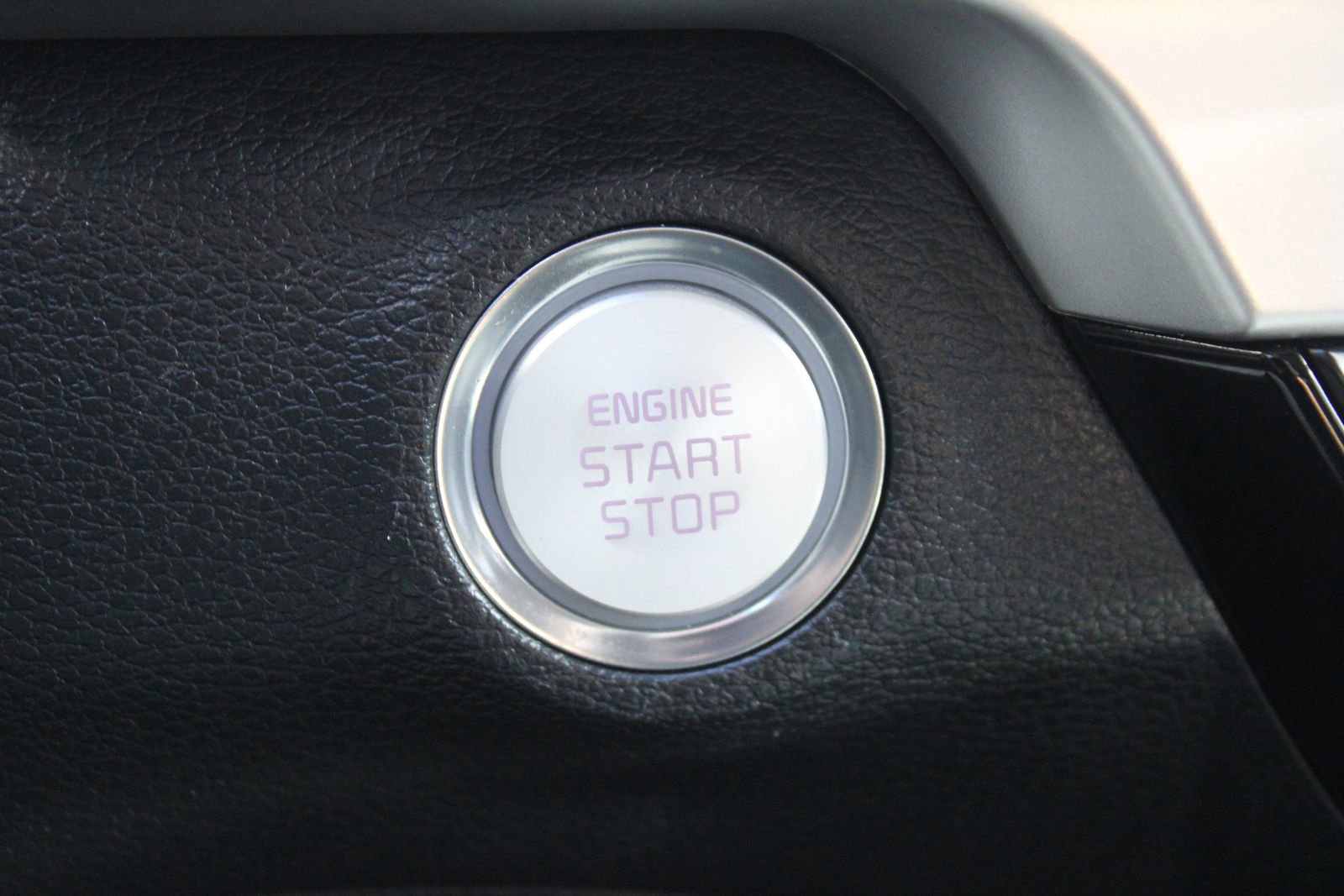 Certified 2021 Kia Telluride S image 33