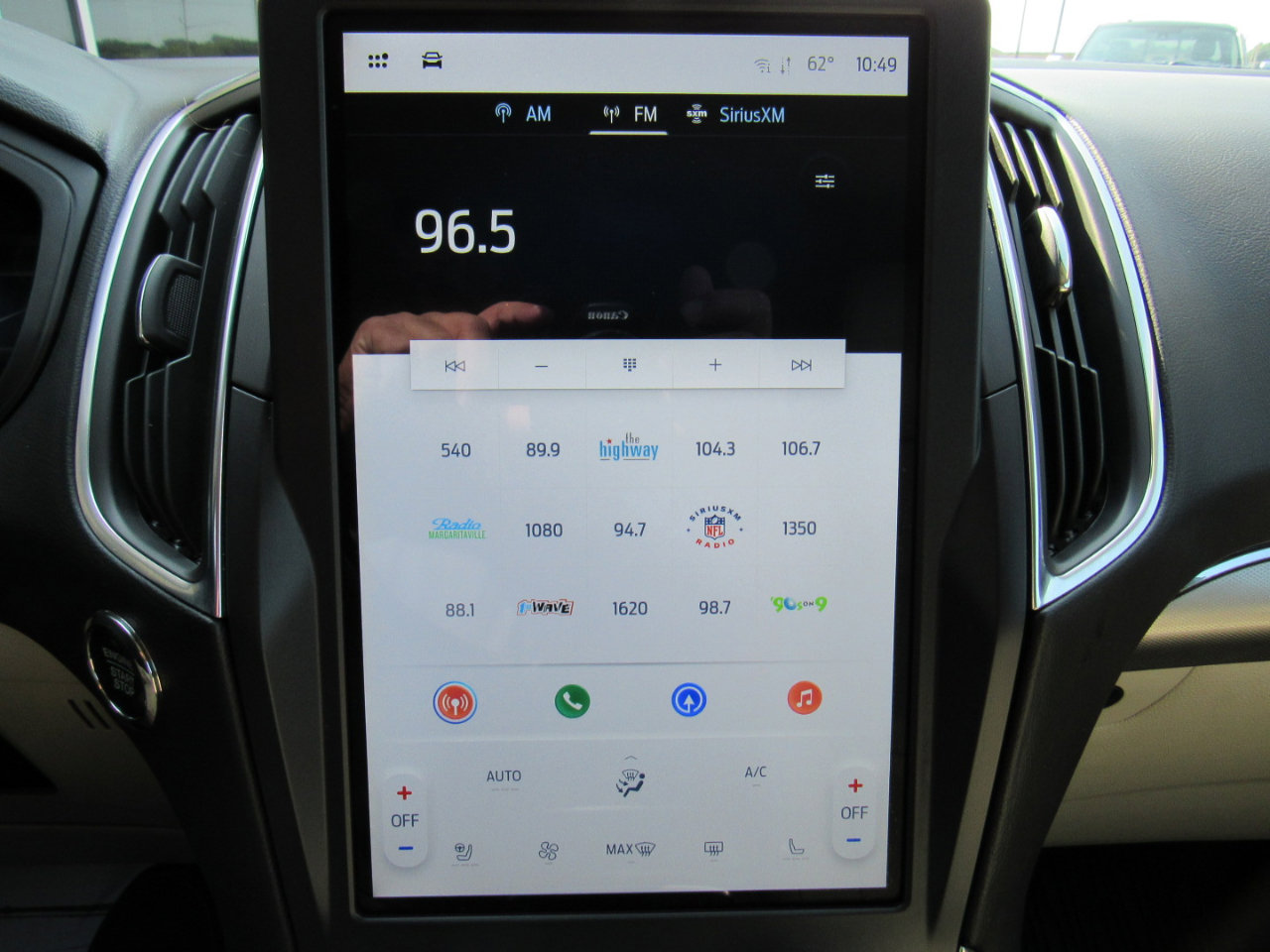 Used 2024 Ford Edge Titanium w/ Titanium Elite Package image 20