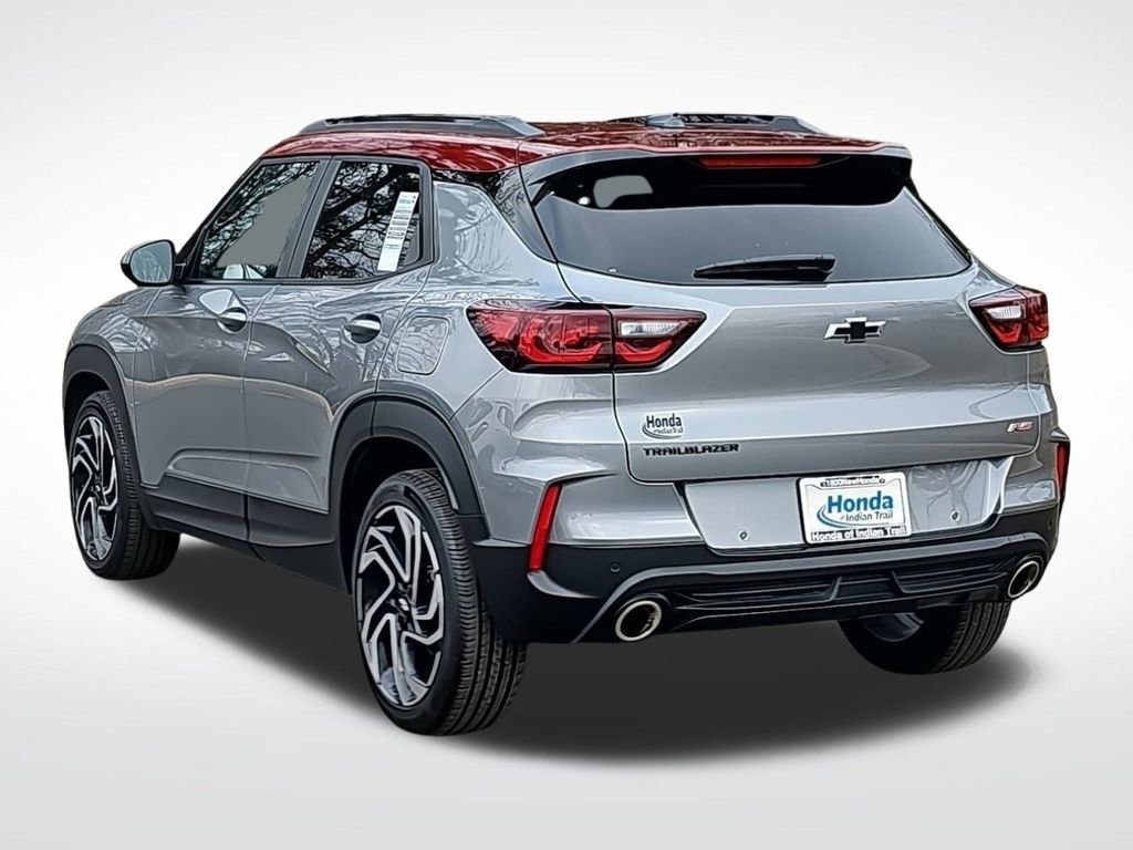 Used 2025 Chevrolet TrailBlazer RS w/ Convenience Package image 8