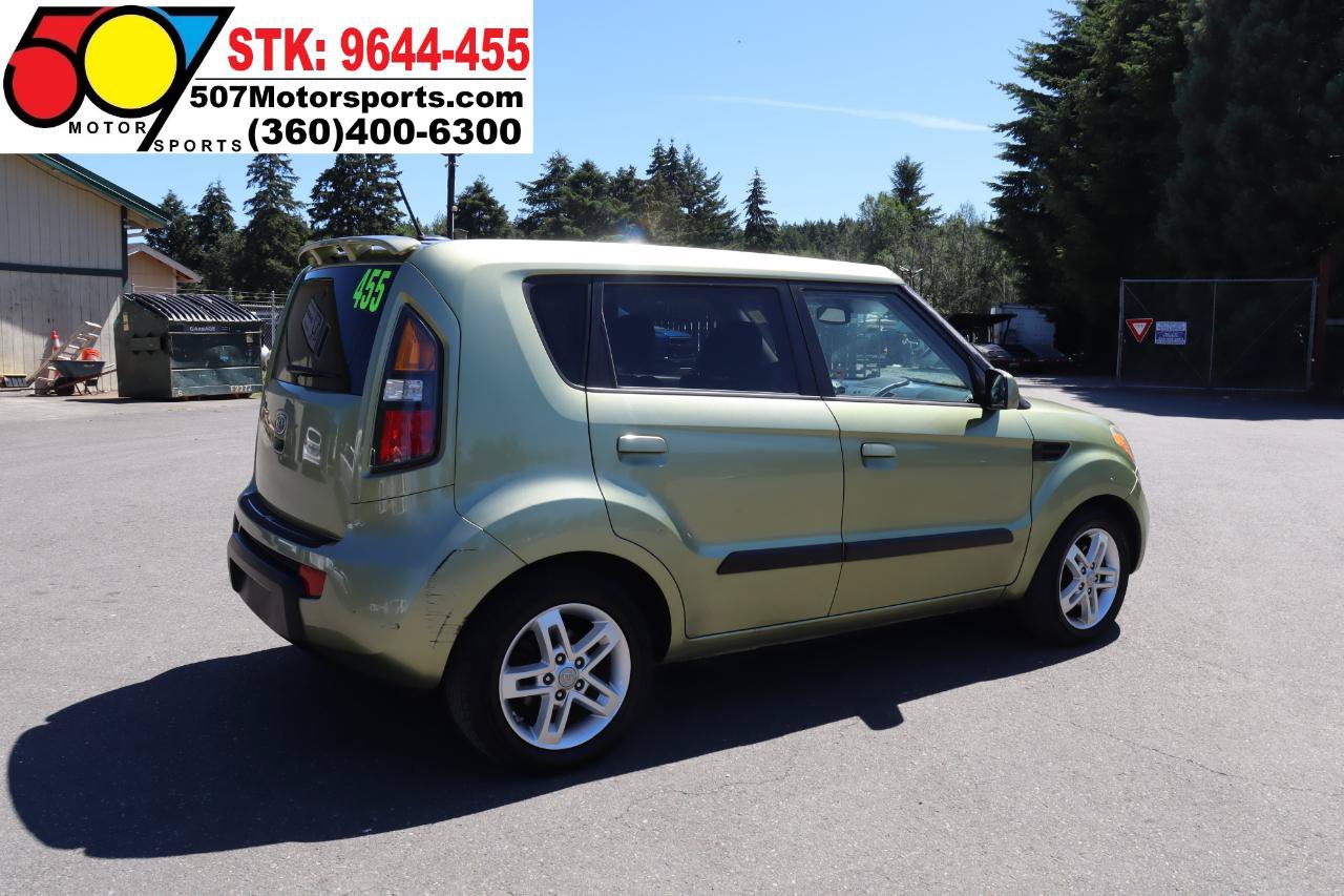Used 2010 Kia Soul + w/ Audio Pkg FWD image 10
