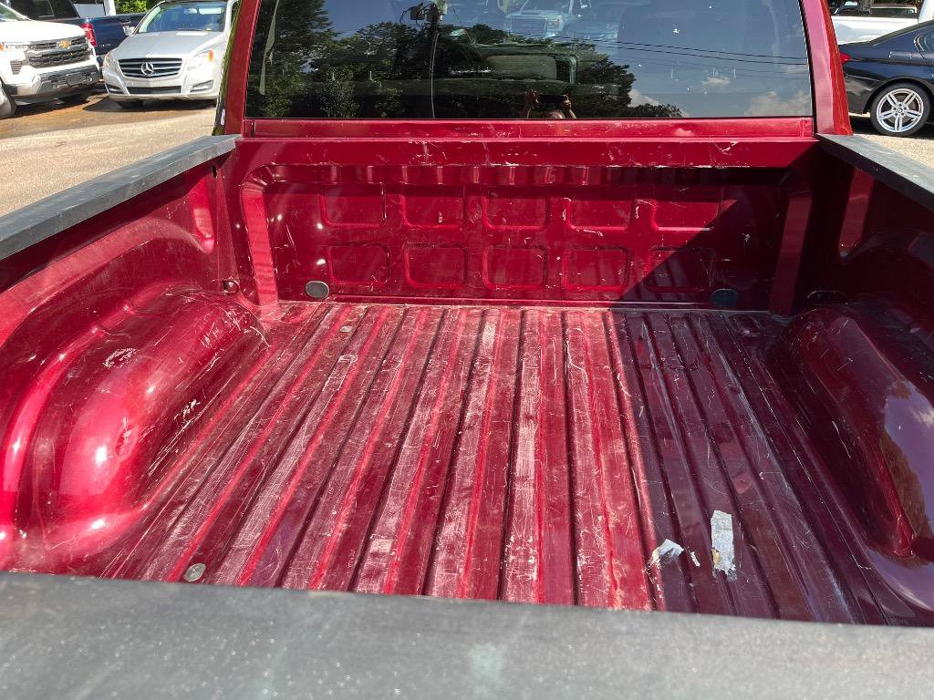 Used 2021 RAM 1500 Classic SLT RWD image 8
