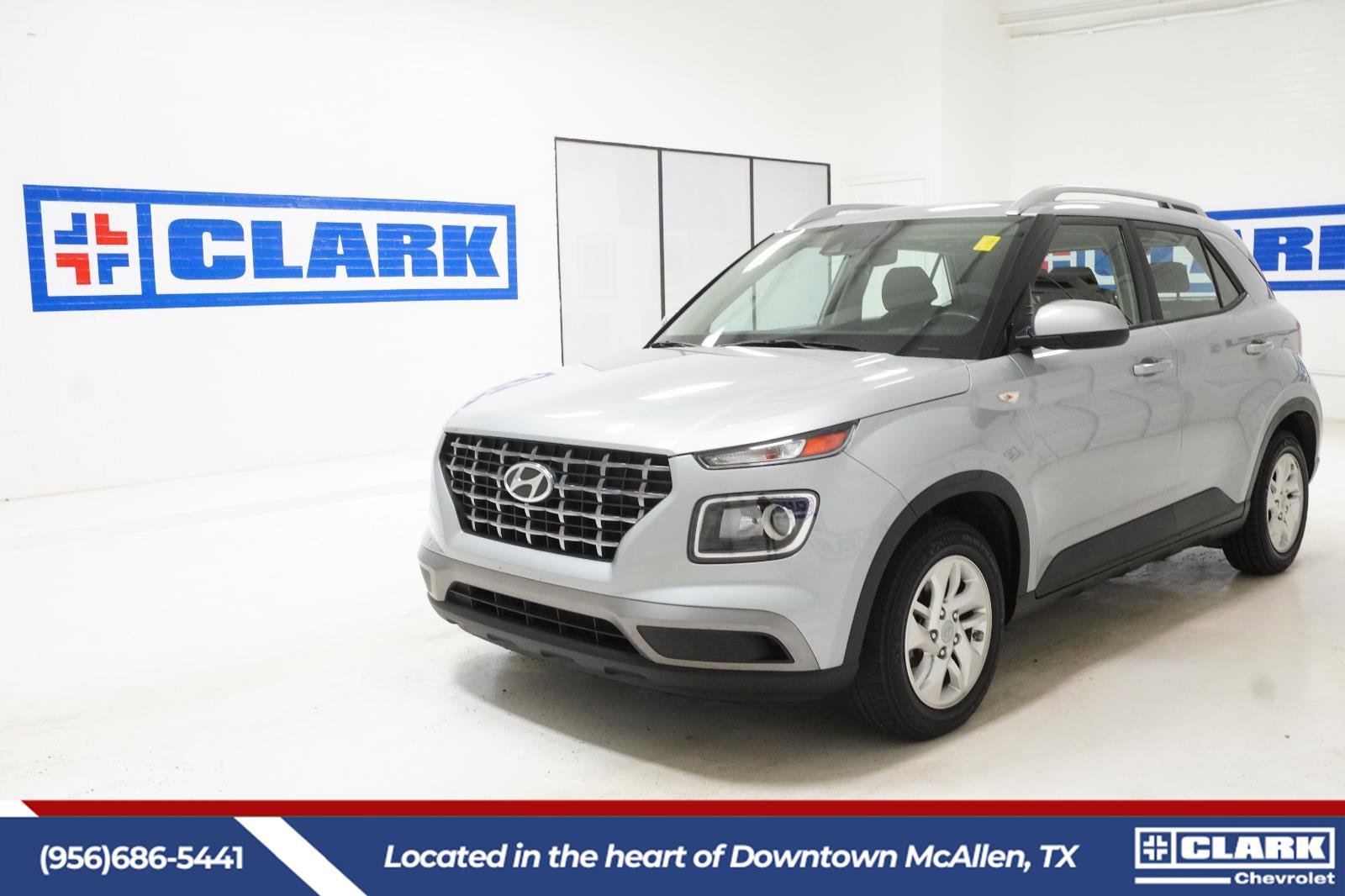 Used 2020 Hyundai Venue SEL w/ Convenience Package FWD video 1
