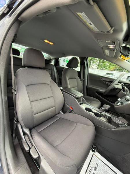 Used 2023 Chevrolet Malibu LT w/ Driver Confidence Package FWD image 12