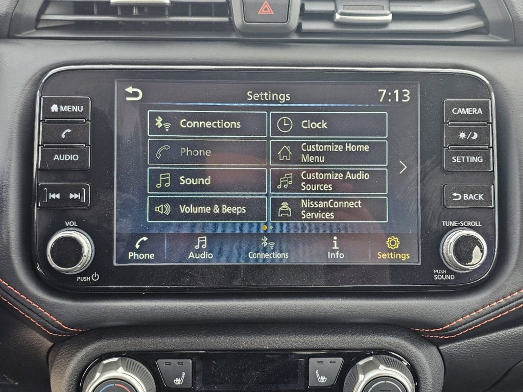 New 2025 Nissan Versa SR image 25