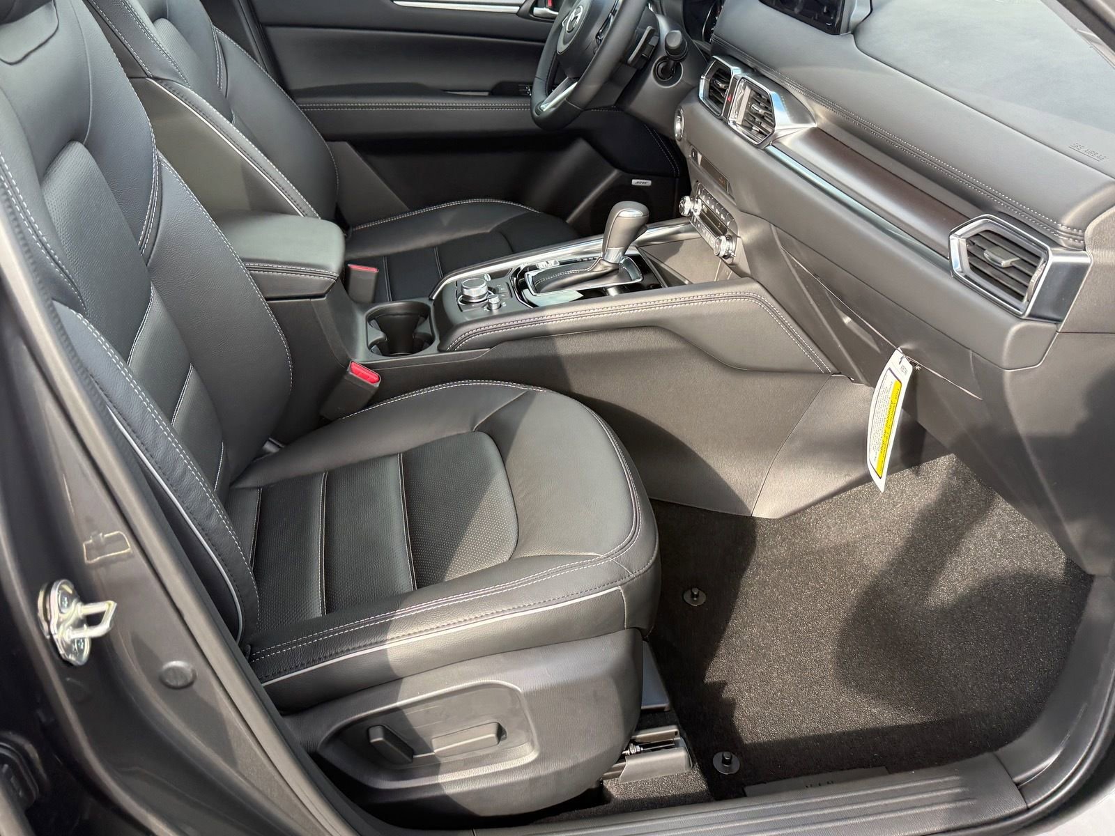 New 2025 MAZDA CX-5 AWD 2.5 S w/ Premium Plus Pkg image 11
