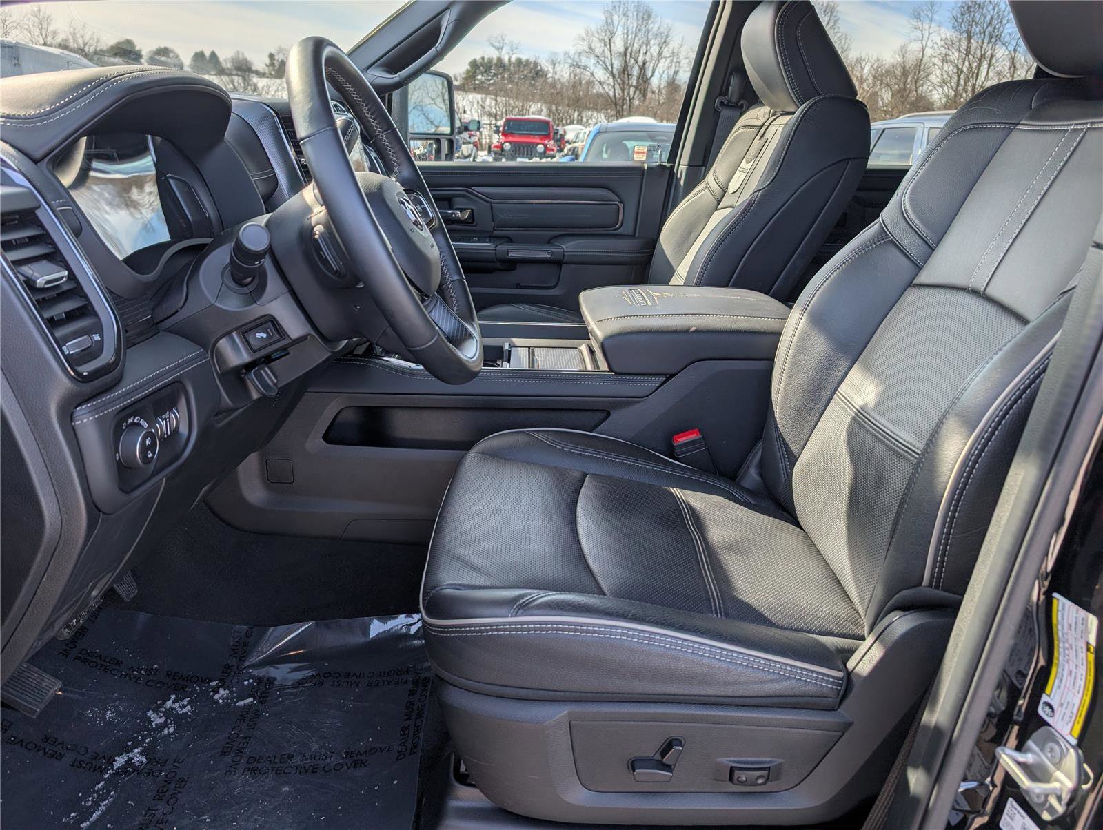 Used 2024 RAM 3500 Limited image 22
