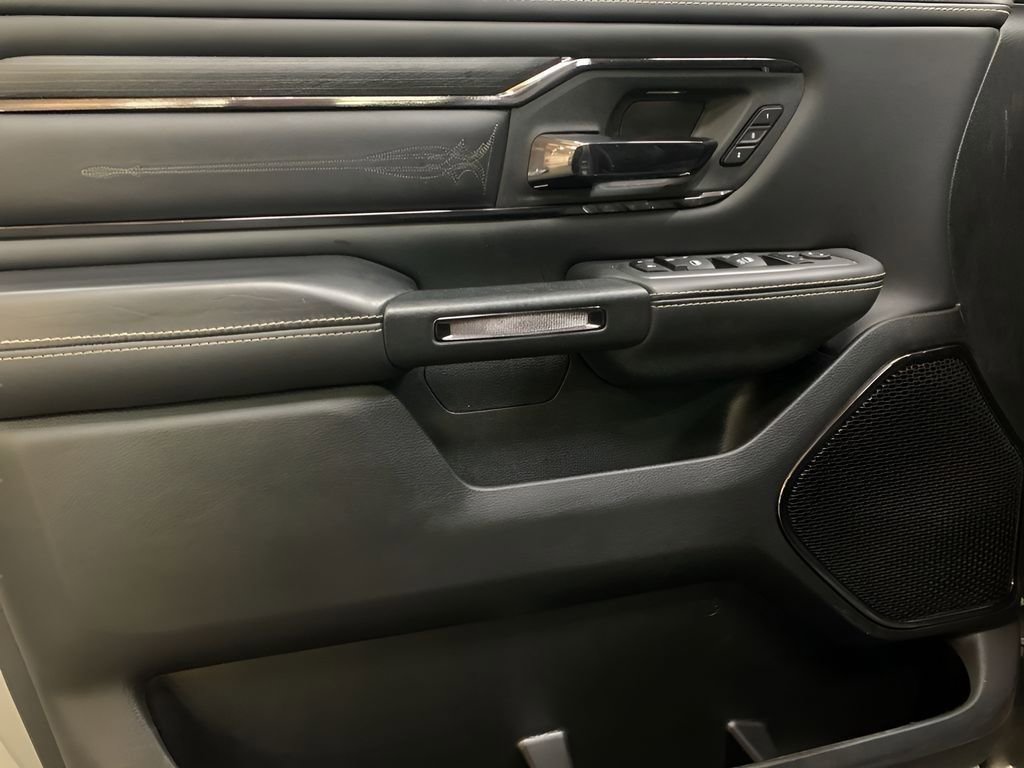 Used 2024 RAM 1500 Limited image 13