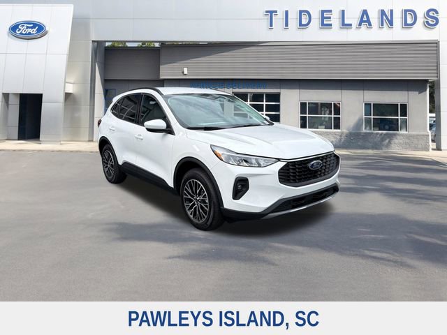 New 2026 Ford Escape SE