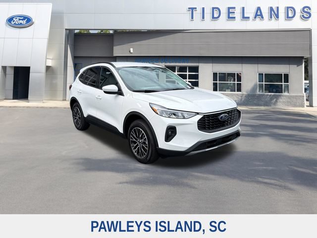 New 2026 Ford Escape SE