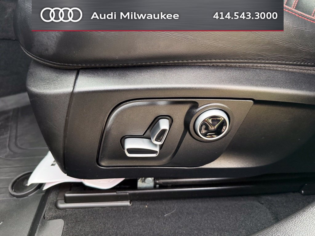 Used 2021 Maserati Levante AWD/4WD image 21