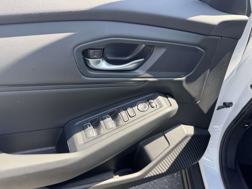 Used 2025 Honda Accord SE image 12