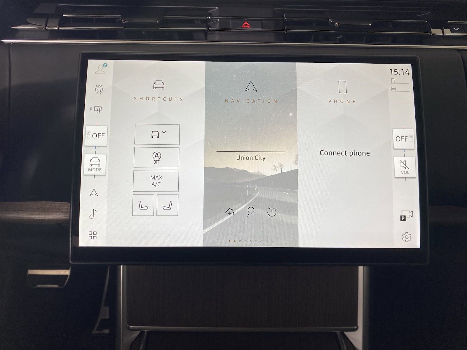 New 2025 Land Rover Range Rover SE image 21