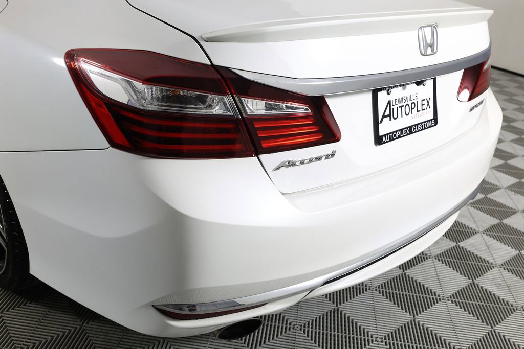 Used 2016 Honda Accord Sport image 39