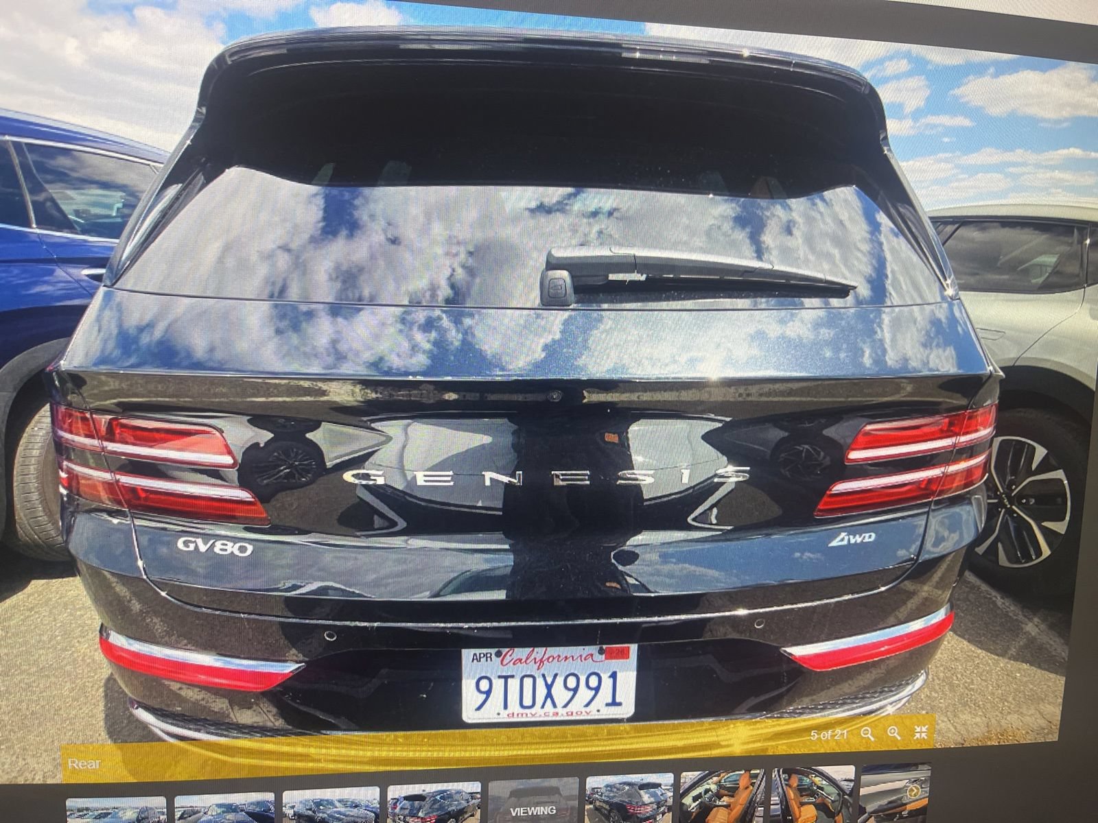 Certified 2025 Genesis GV80 2.5T Prestige AWD/4WD image 4