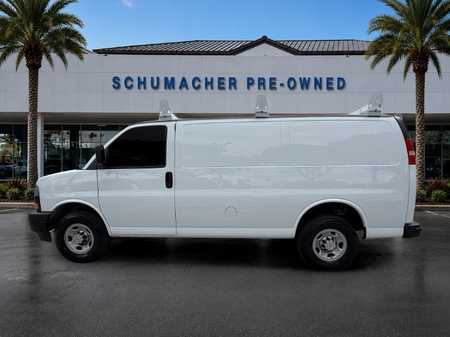 Used 2024 Chevrolet Express 2500 w/ Driver Convenience Package RWD image 4