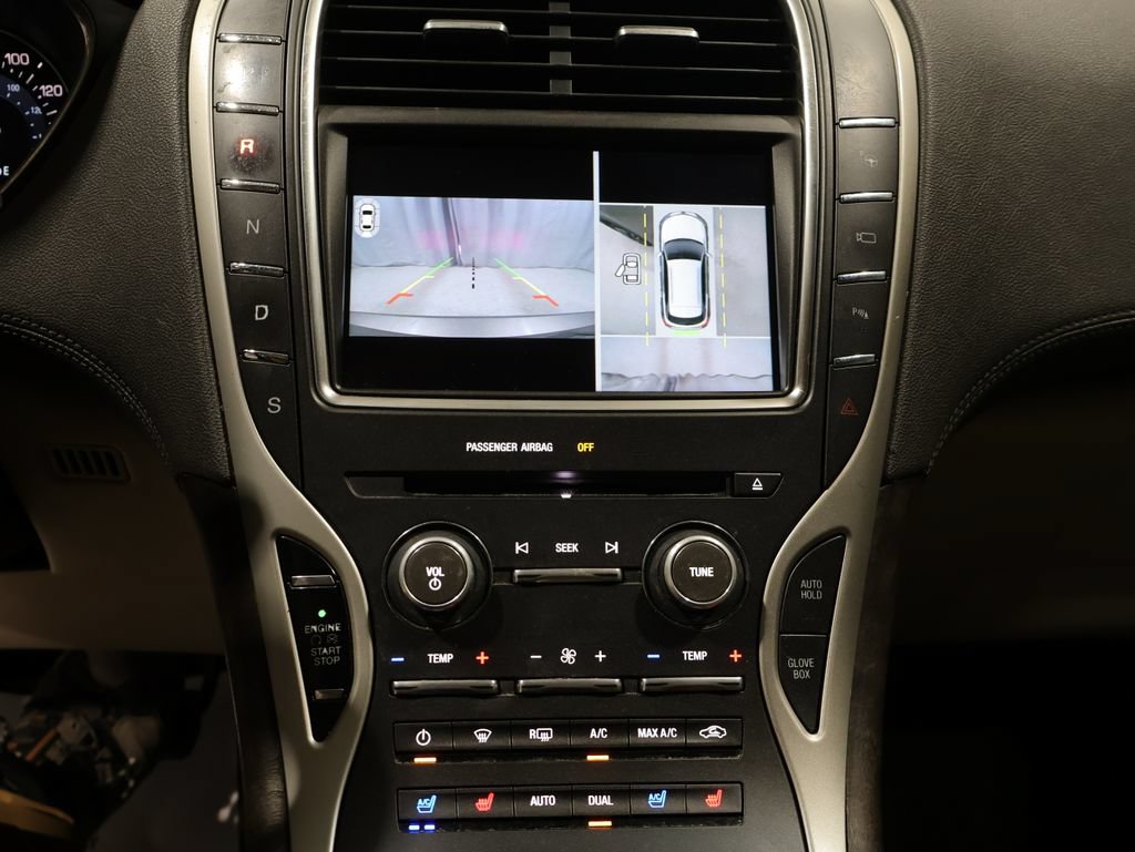 Used 2016 Lincoln MKX Reserve w/ Luxury Package AWD/4WD image 26