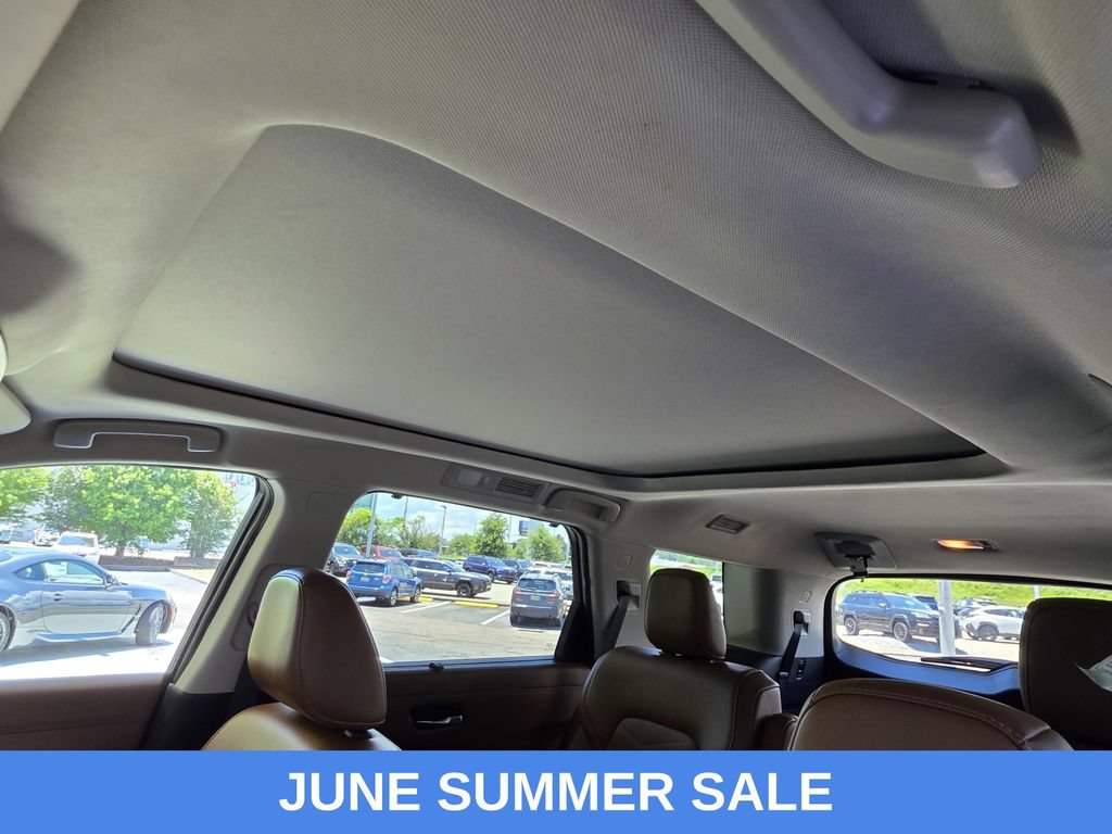 Used 2023 Nissan Pathfinder Platinum FWD image 9