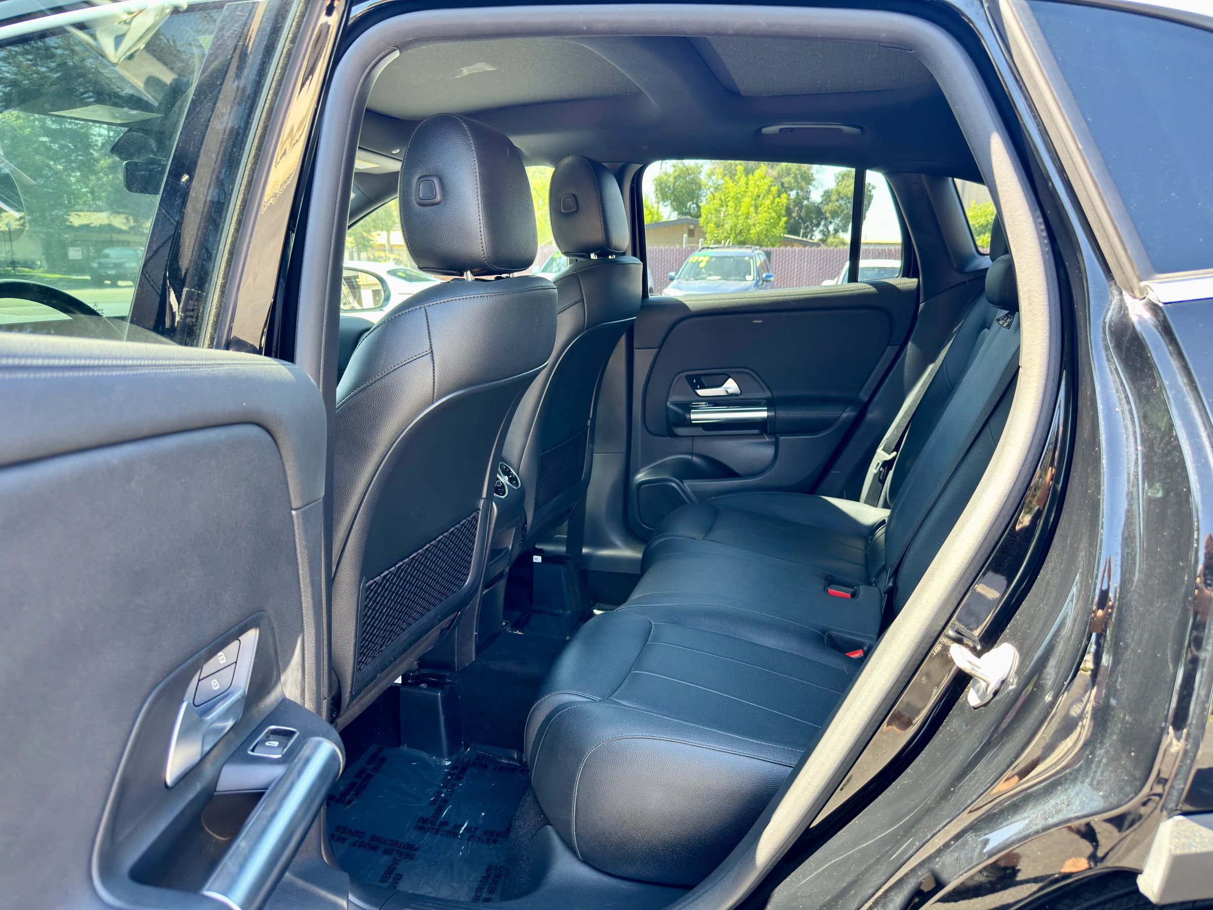Used 2022 Mercedes-Benz GLA 250 image 11