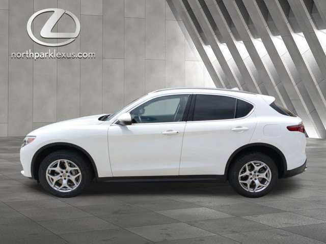 Used 2021 Alfa Romeo Stelvio Sprint w/ Active Assist 1 Package RWD video 1