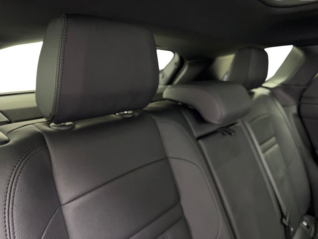 Used 2025 Land Rover Range Rover Evoque S image 40