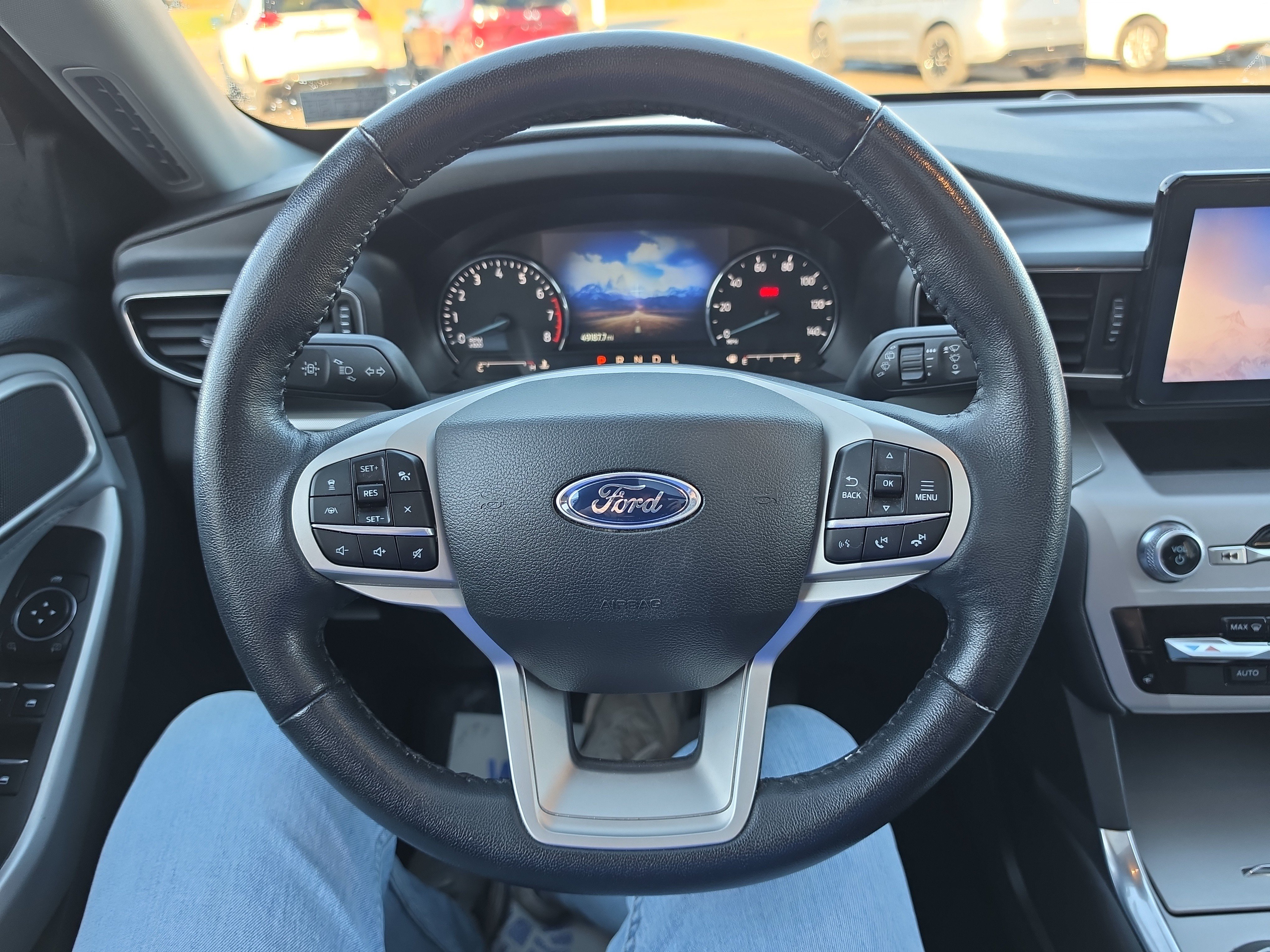 Used 2023 Ford Explorer XLT w/ Equipment Group 202A AWD/4WD image 21