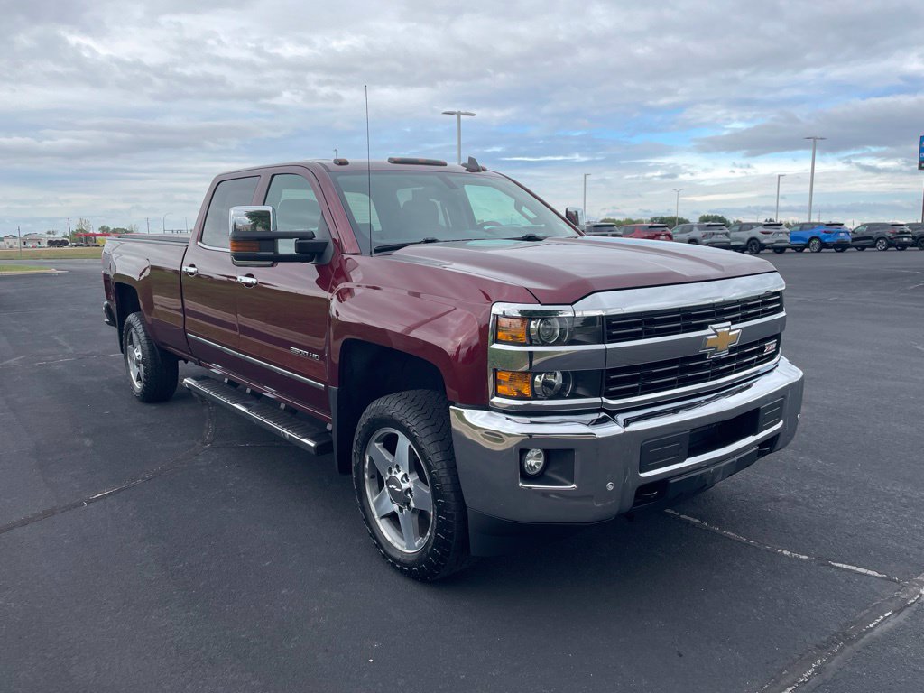 Used 2017 Chevrolet Silverado 2500 LTZ w/ LTZ Plus Package AWD/4WD image 7