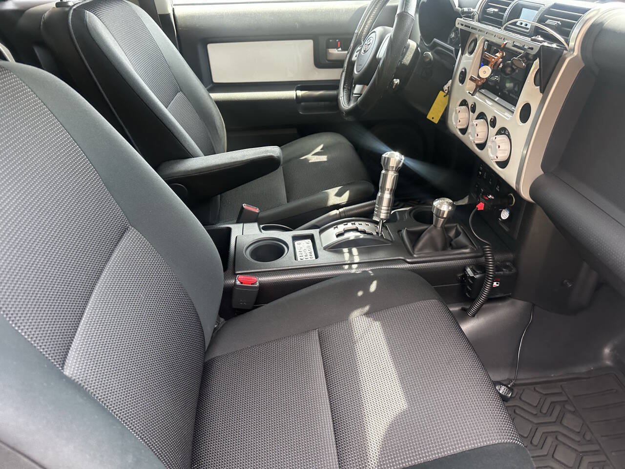 Used 2008 Toyota FJ Cruiser 4WD image 14