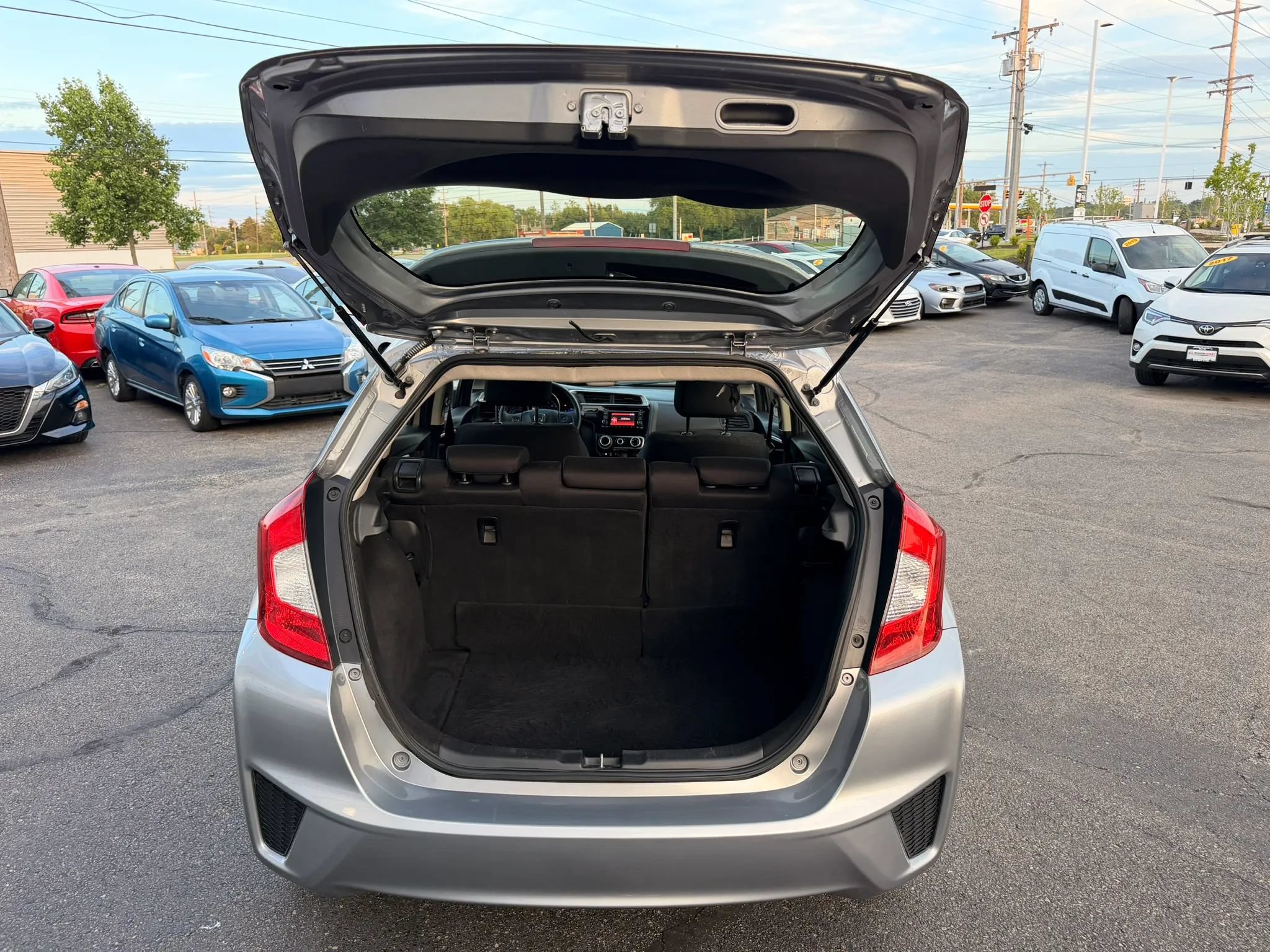 Used 2017 Honda Fit LX image 23