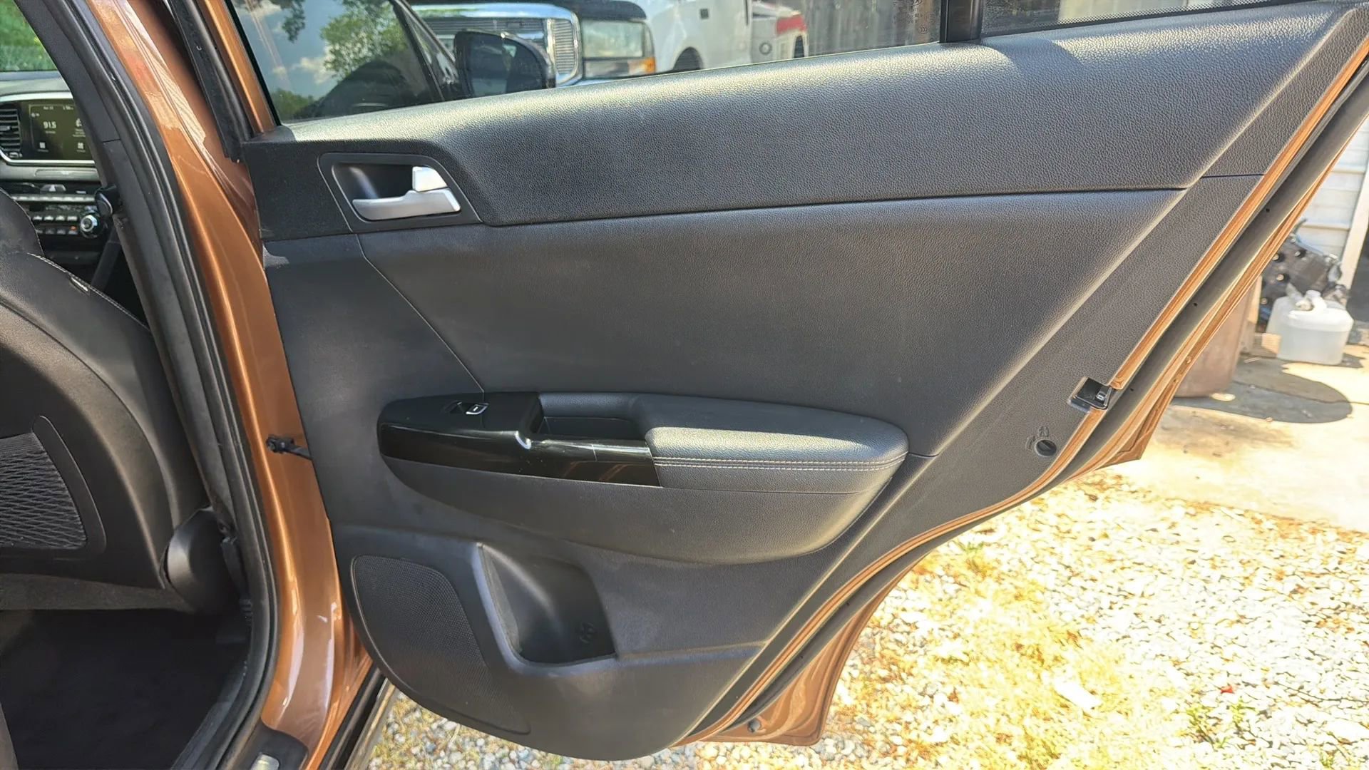 Used 2021 Kia Sportage S w/ S AWD Premium Package image 30