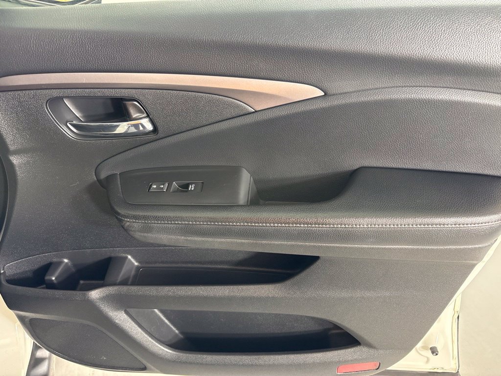 Used 2017 Honda Pilot EX-L image 14