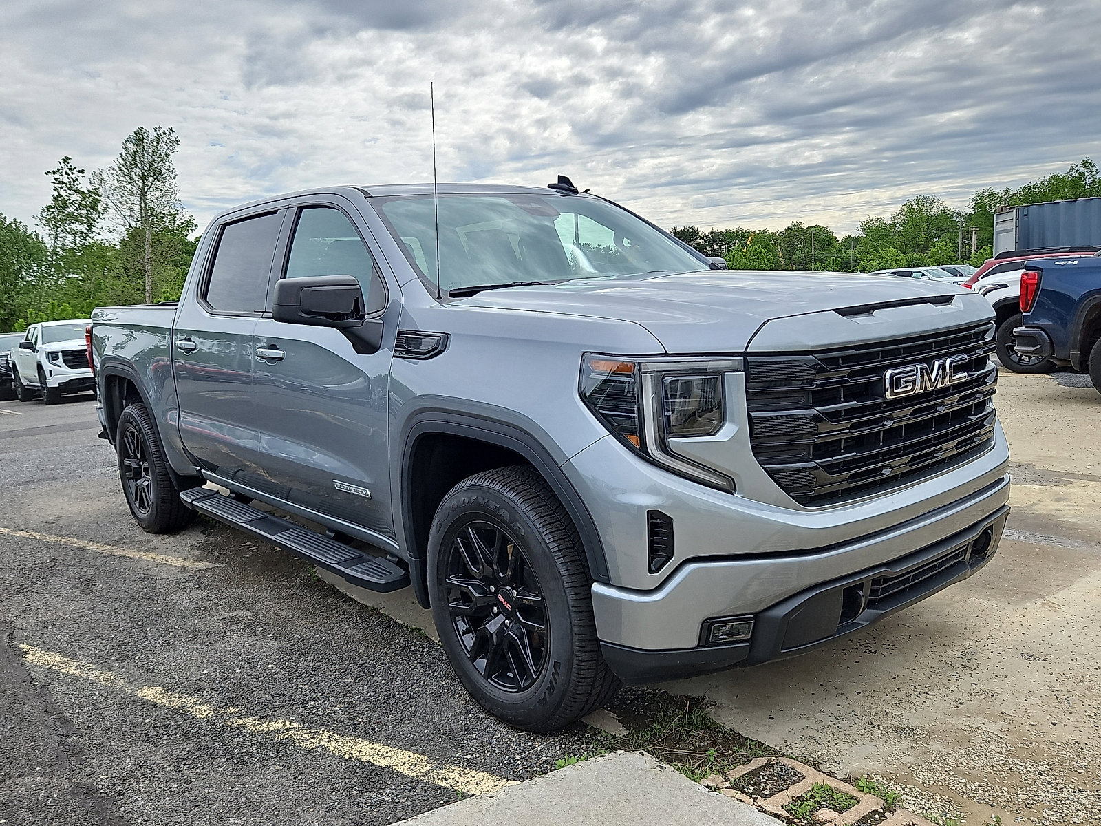 Certified 2023 GMC Sierra 1500 Elevation w/ LPO, Elevation Black Package AWD/4WD video 1