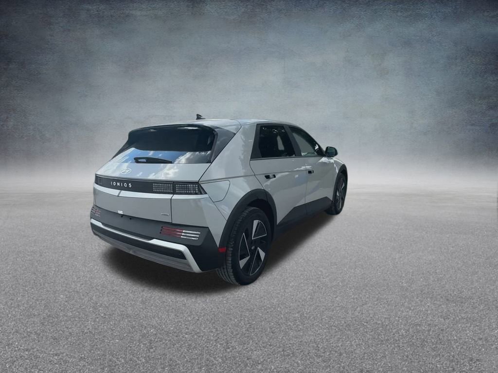 New 2025 Hyundai Ioniq 5 SE image 20