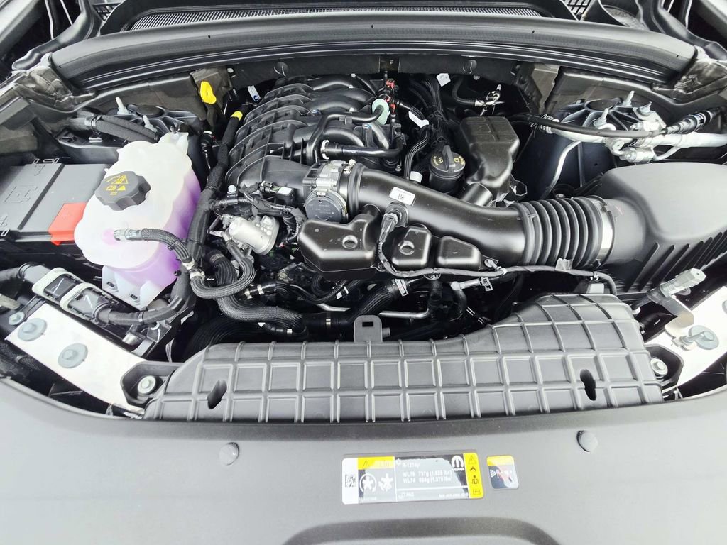 New 2025 Jeep Grand Cherokee Limited image 18