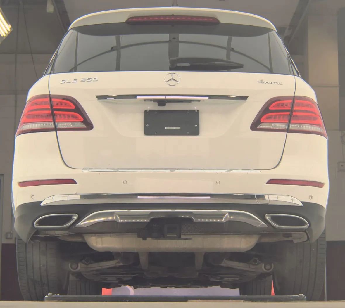 Used 2017 Mercedes-Benz GLE 350 4MATIC w/ Premium 2 Package image 10