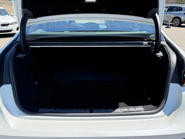 Certified 2023 BMW i7 xDrive60 AWD/4WD image 15