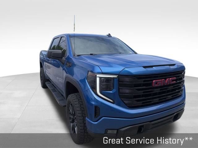 Used 2022 GMC Sierra 1500 Elevation w/ LPO, Elevation Black Package AWD/4WD image 12