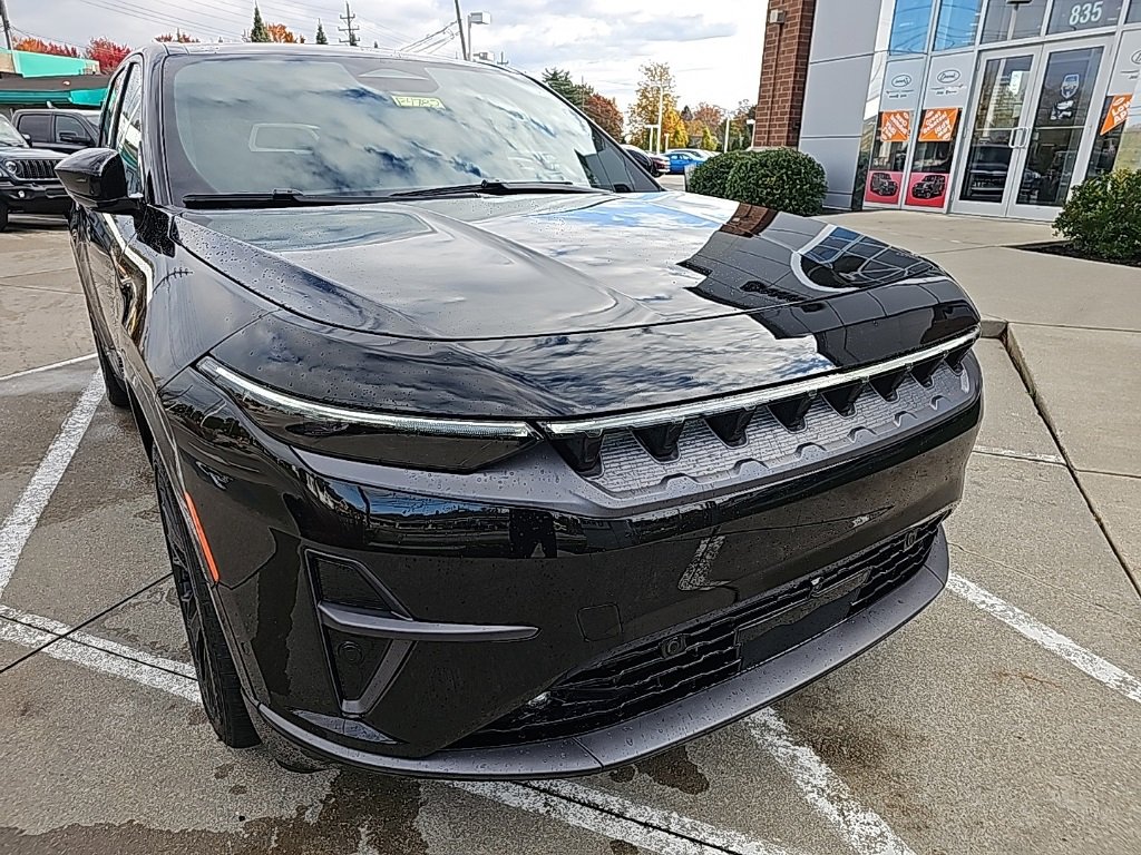 Used 2024 Jeep Wagoneer Launch Edition image 5