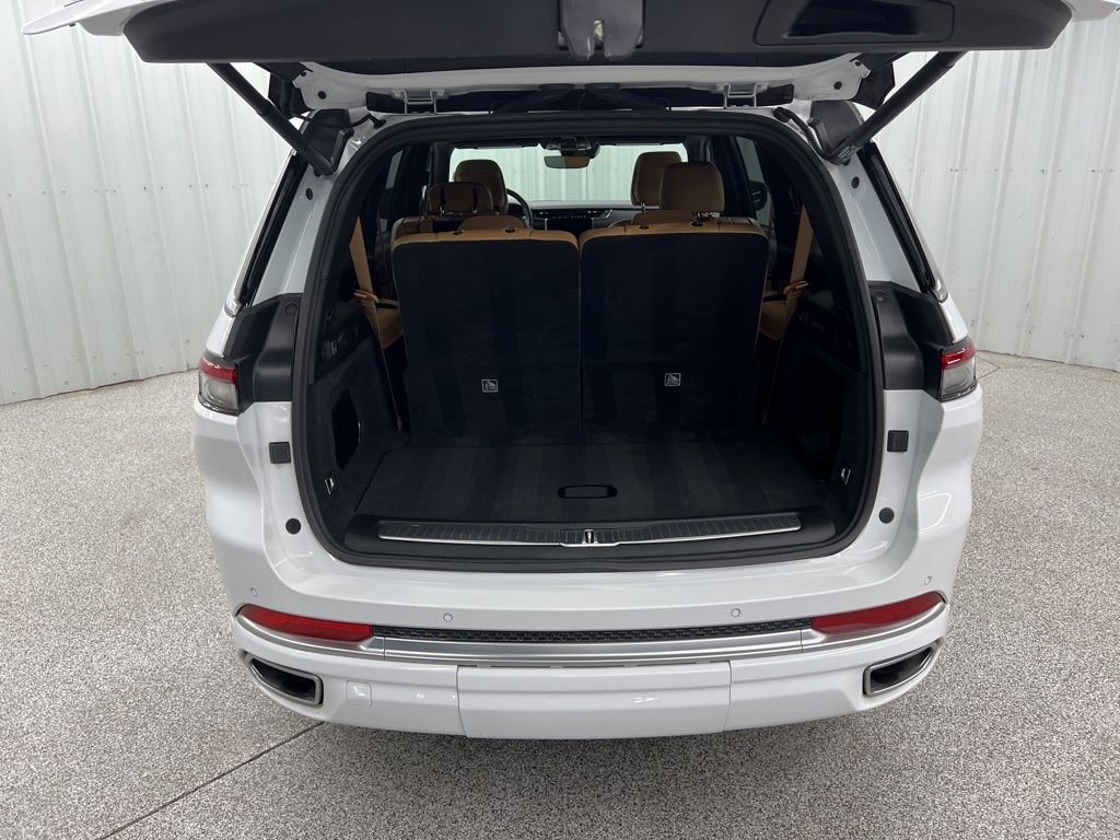 Used 2025 Jeep Grand Cherokee L Summit image 9