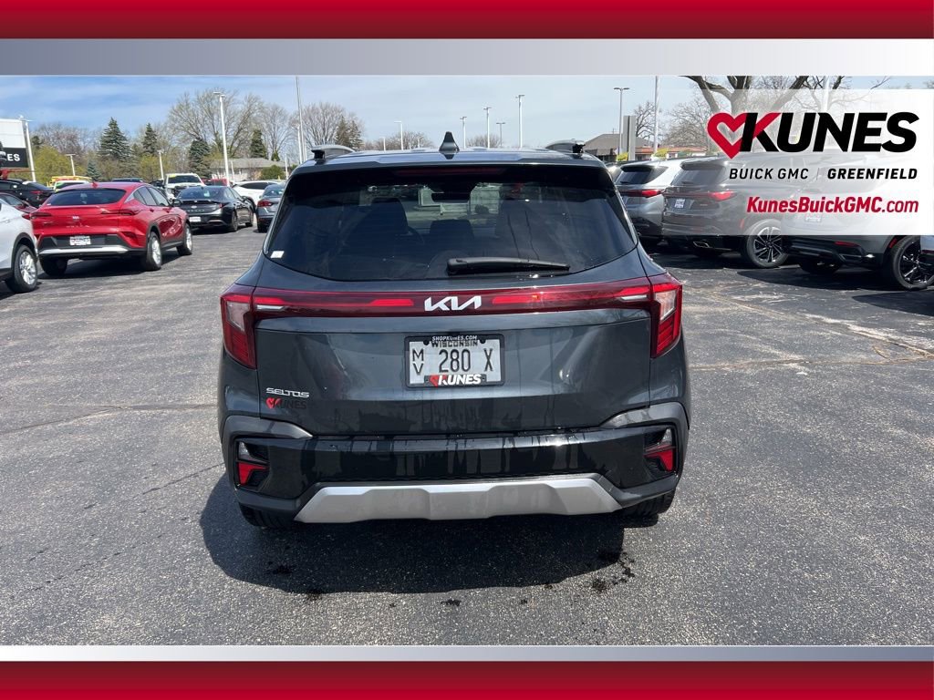 Used 2025 Kia Seltos S FWD image 6