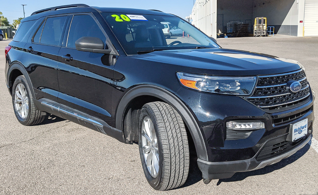 Certified 2020 Ford Explorer XLT w/ Equipment Group 202A