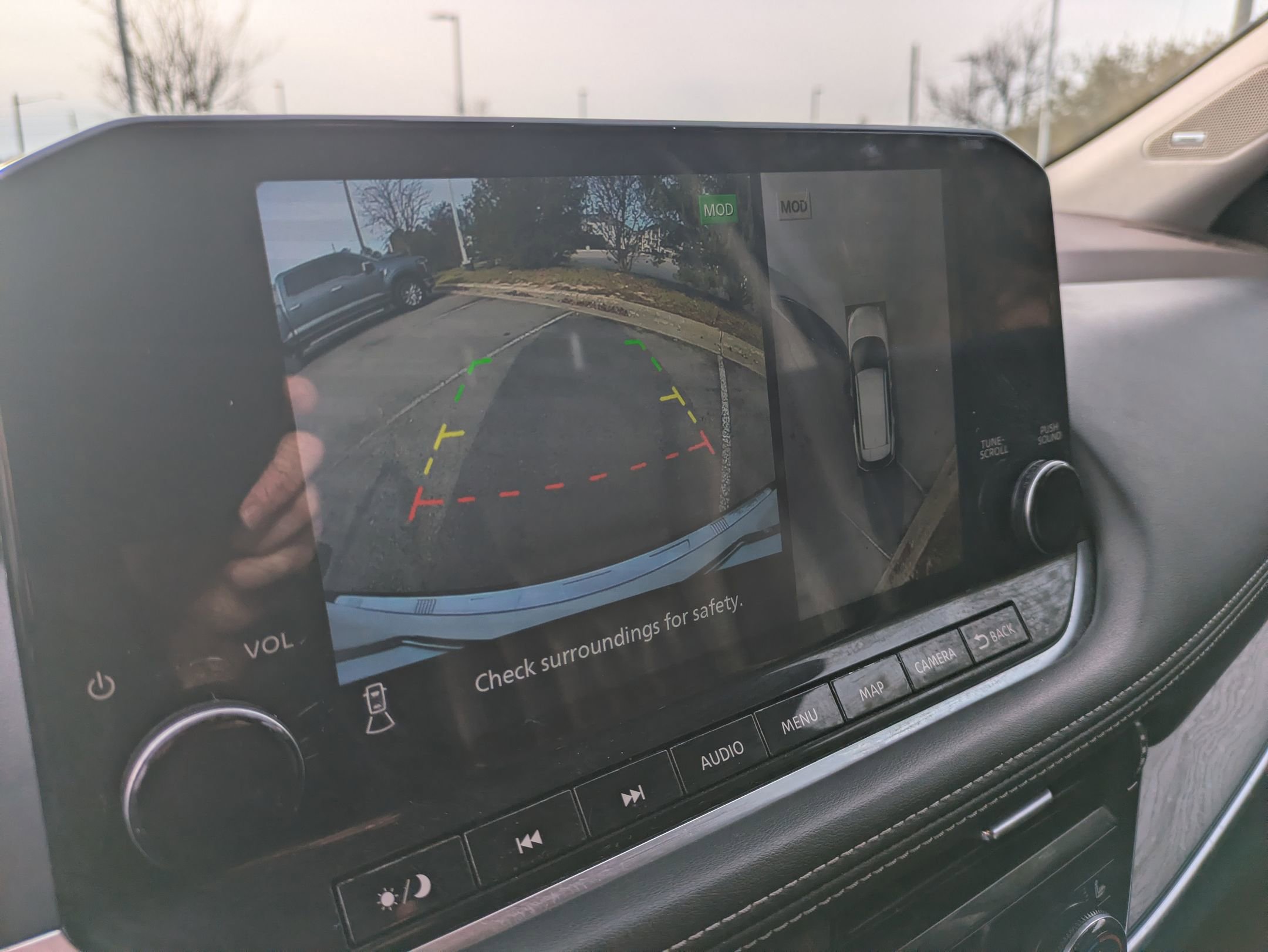 Used 2021 Nissan Rogue Platinum image 24