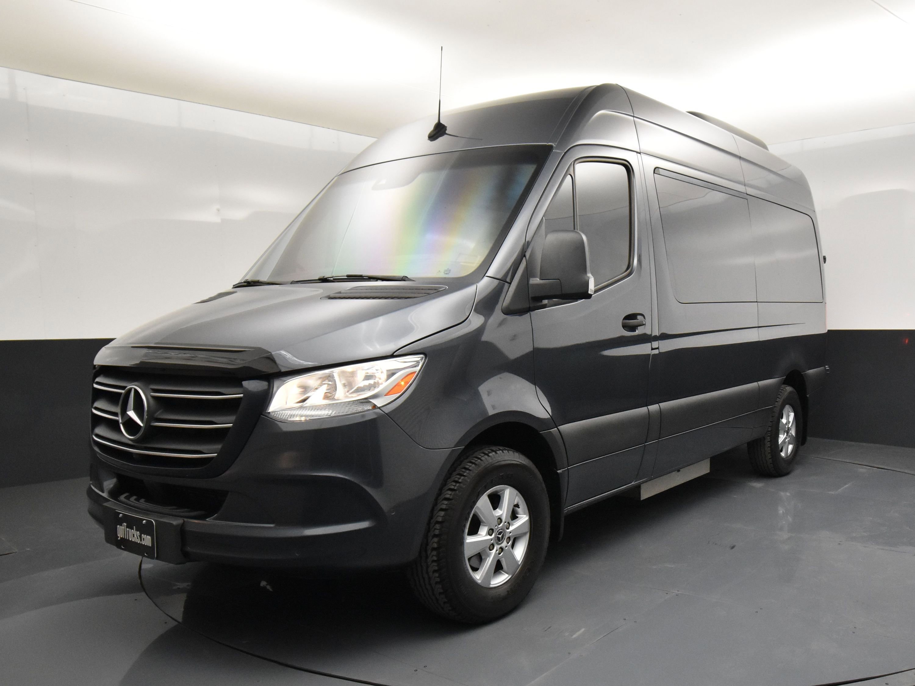 Used 2019 Mercedes-Benz Sprinter 2500 image 2