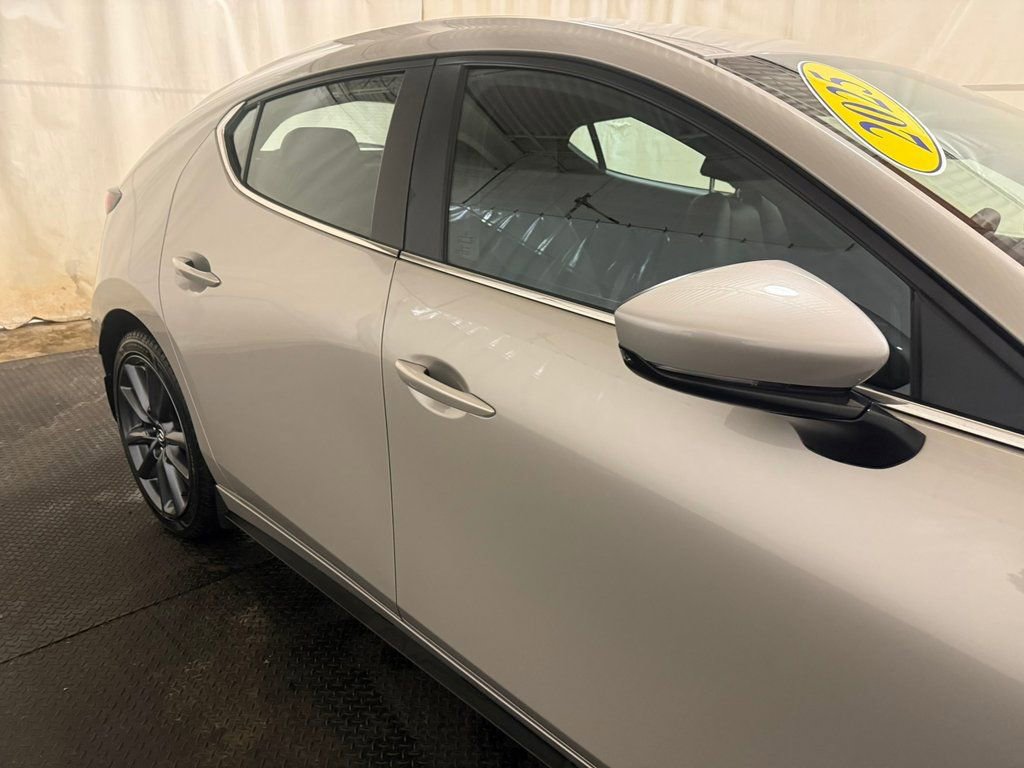 Used 2025 MAZDA MAZDA3 s image 13