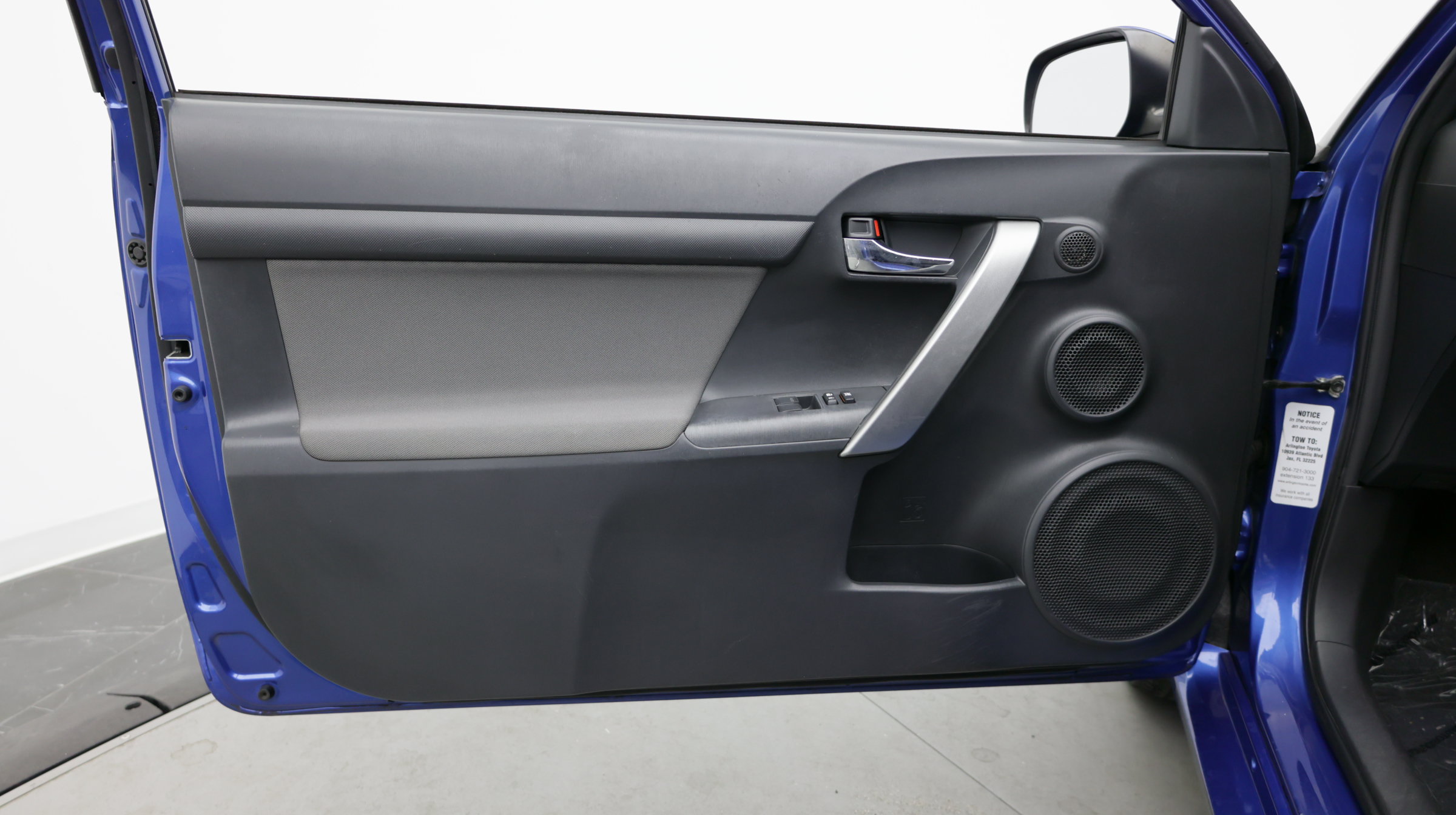 Used 2016 Scion tC FWD image 11
