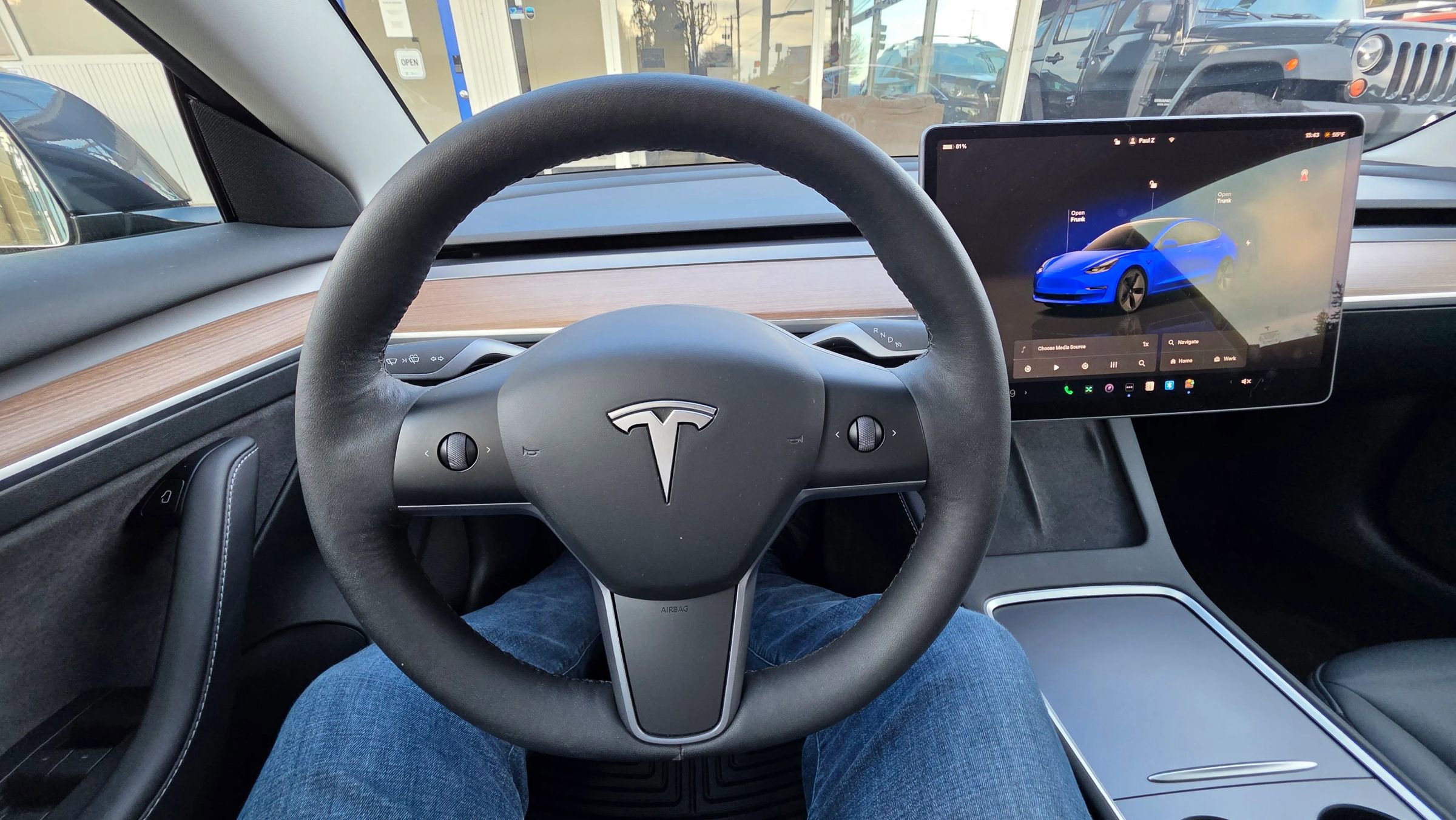 Used 2023 Tesla Model 3 Standard Range image 17