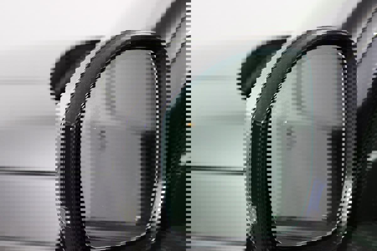 Used 2022 Land Rover Discovery S image 48