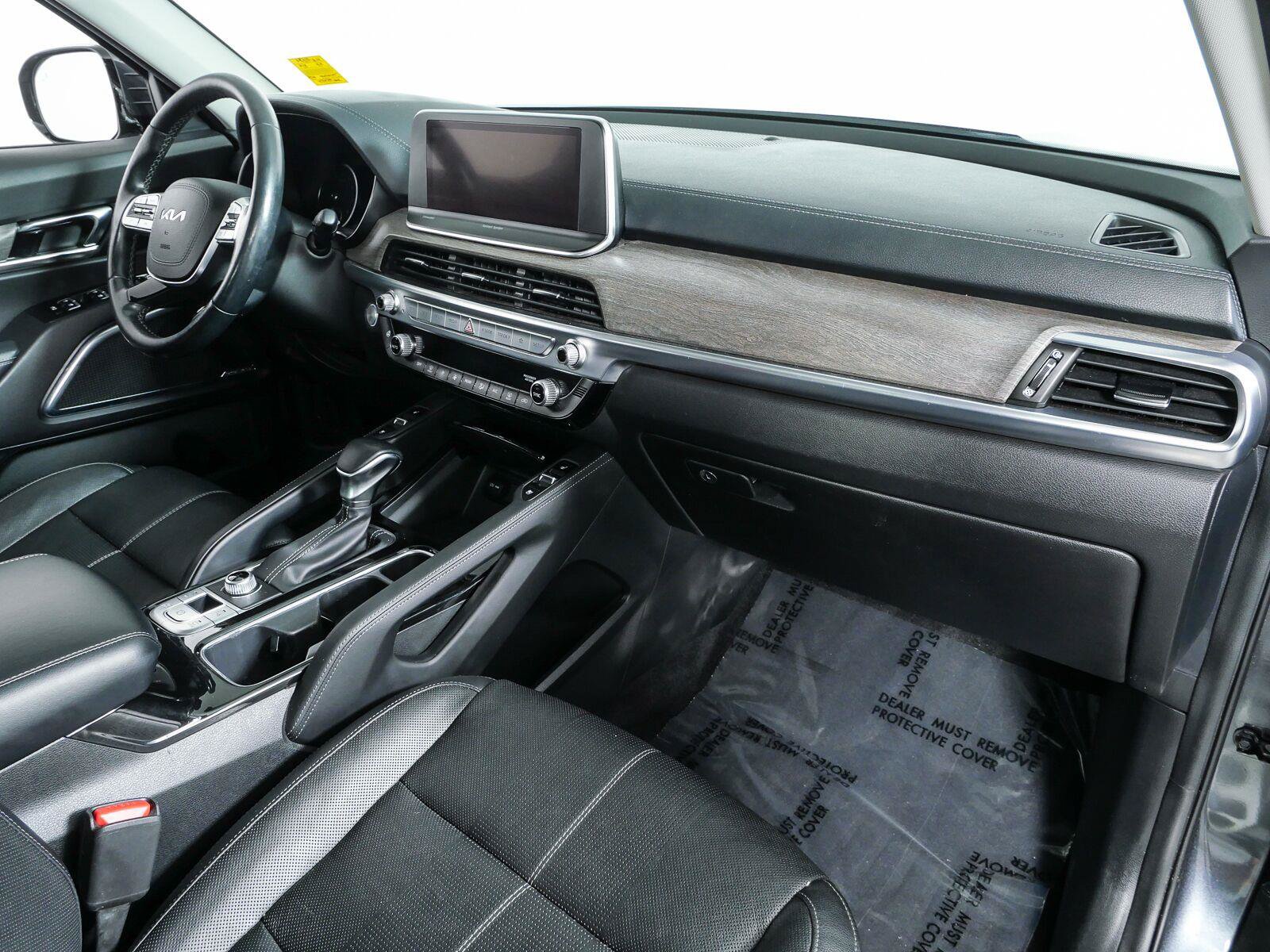 Used 2022 Kia Telluride SX w/ Nightfall Edition Package AWD/4WD image 25