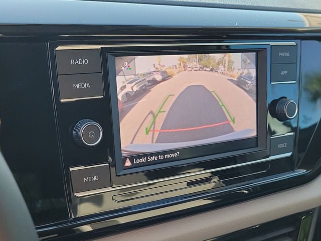 Certified 2024 Volkswagen Taos S FWD image 22