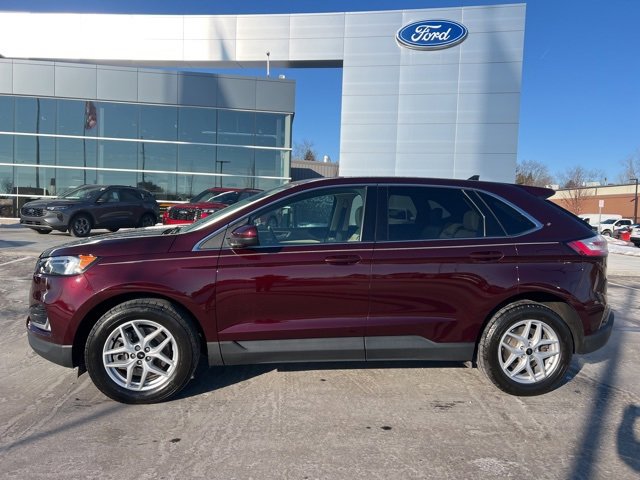 Used 2024 Ford Edge SEL w/ Convenience Package image 8